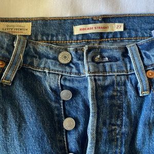 Levi’s rib cage straight jeans